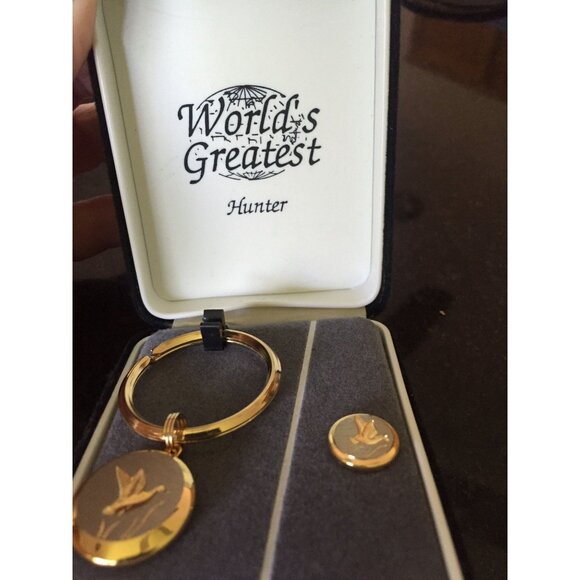 Vtg World’s Greatest Hunter Duck Keychain & Tie Pin Lapel Pin Gold Silver Metal - Picture 4 of 7